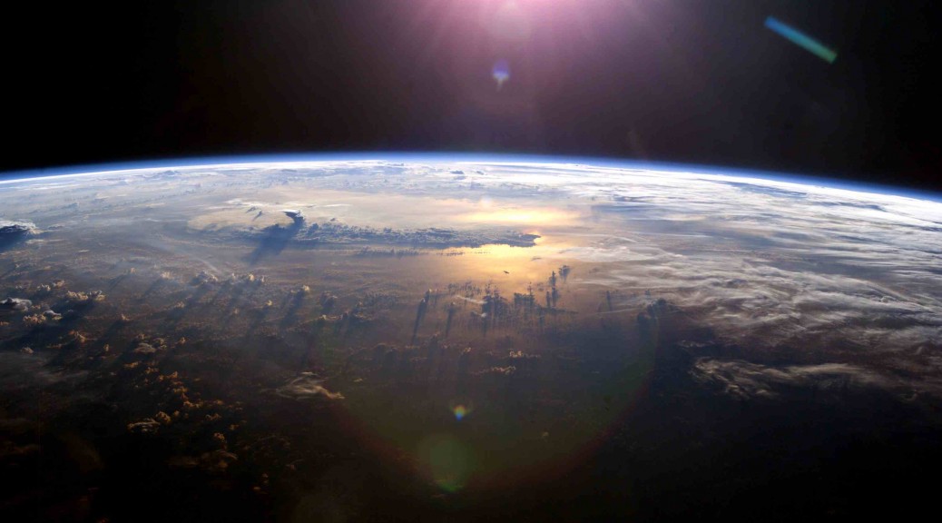solar irradiance, atmosphere, earth's atmosphere, sunlight, space