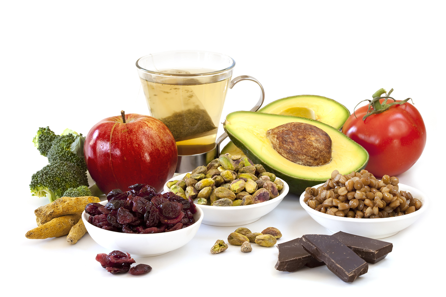 antioxidants, green tea, fruits, dark chocolate
